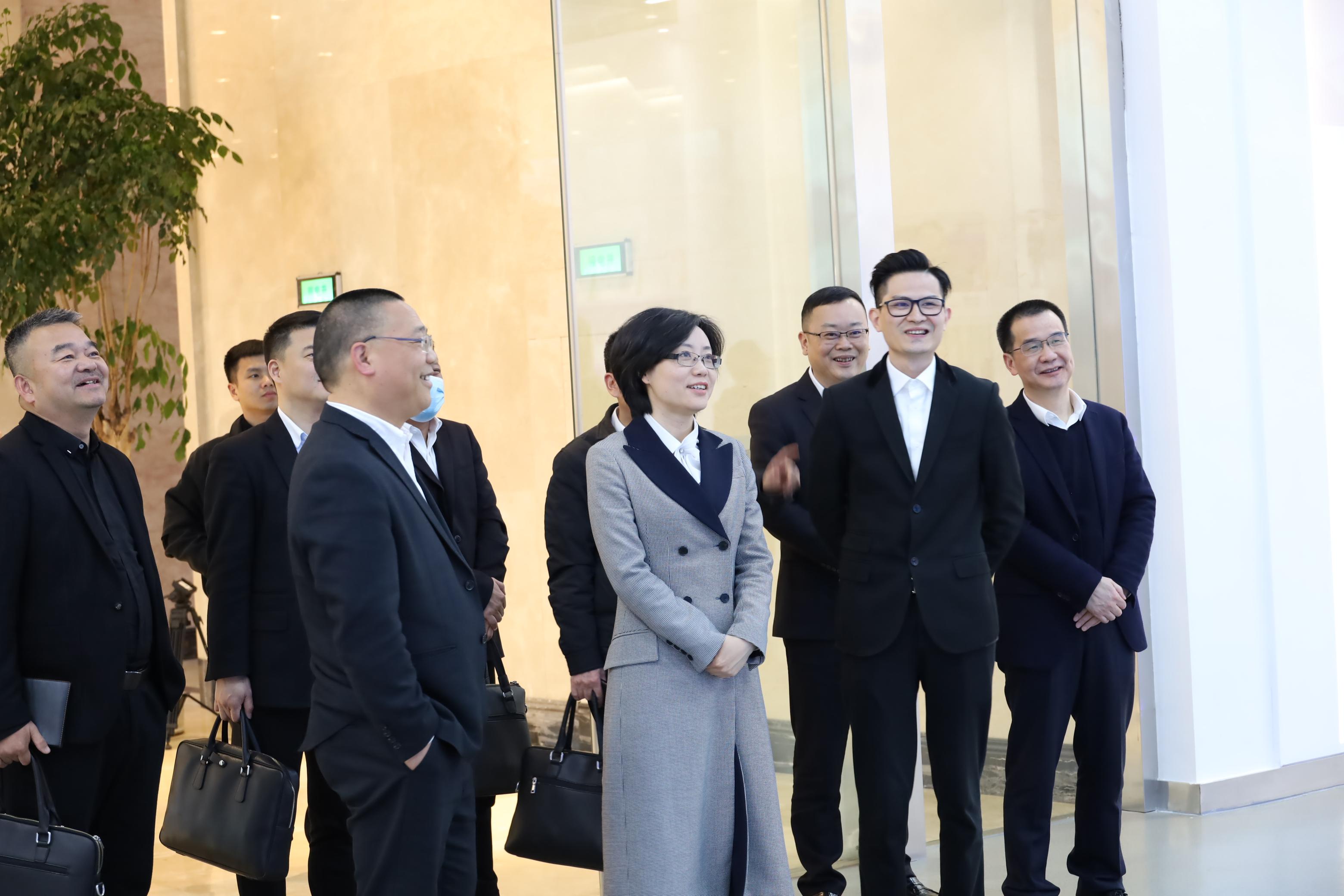 永嘉縣委書記王彩蓮蒞臨宣達(dá)集團(tuán)新春走訪